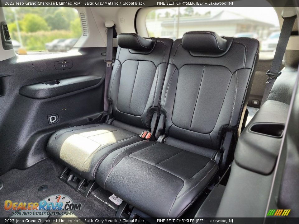 2023 Jeep Grand Cherokee L Limited 4x4 Baltic Gray Metallic / Global Black Photo #10