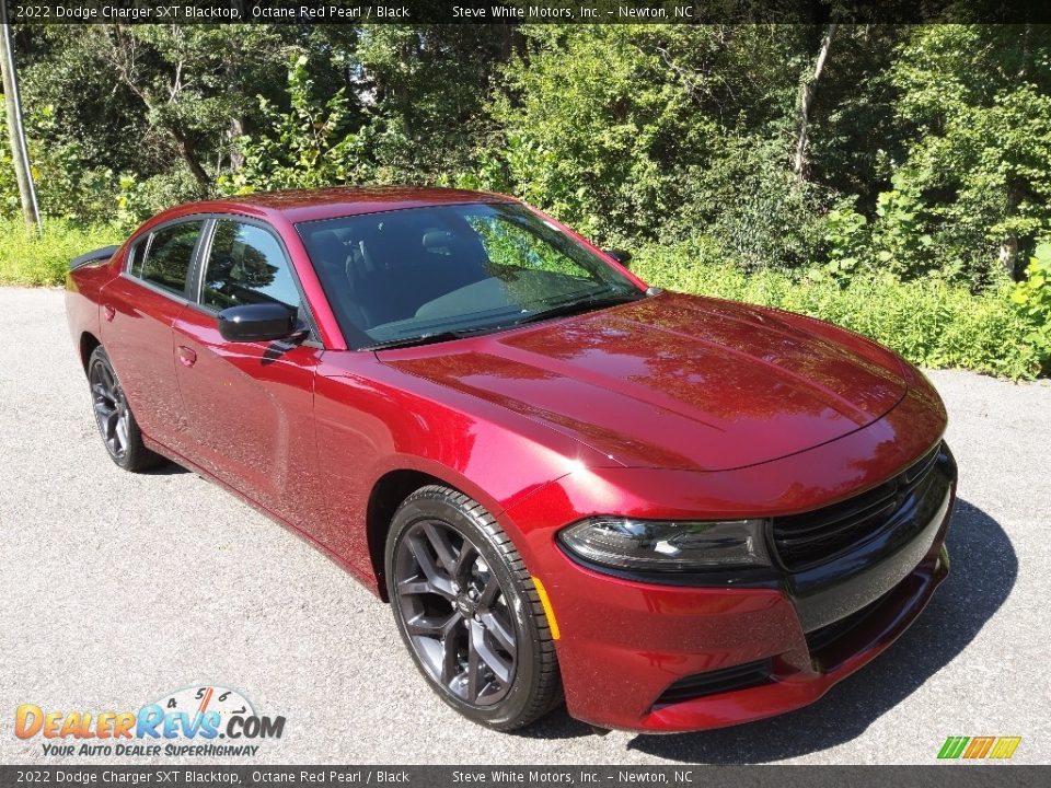 2022 Dodge Charger SXT Blacktop Octane Red Pearl / Black Photo #4