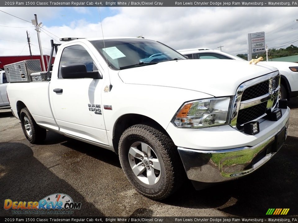 2019 Ram 1500 Classic Tradesman Regular Cab 4x4 Bright White / Black/Diesel Gray Photo #4