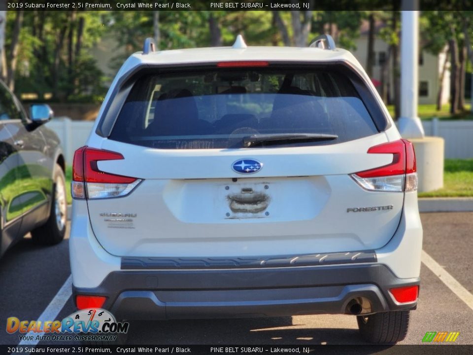 2019 Subaru Forester 2.5i Premium Crystal White Pearl / Black Photo #8