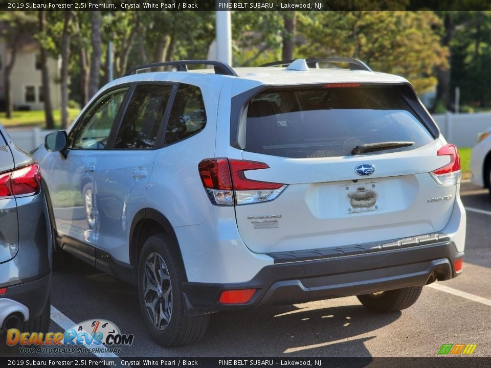 2019 Subaru Forester 2.5i Premium Crystal White Pearl / Black Photo #9
