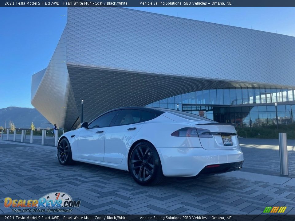 2021 Tesla Model S Plaid AWD Pearl White Multi-Coat / Black/White Photo #9