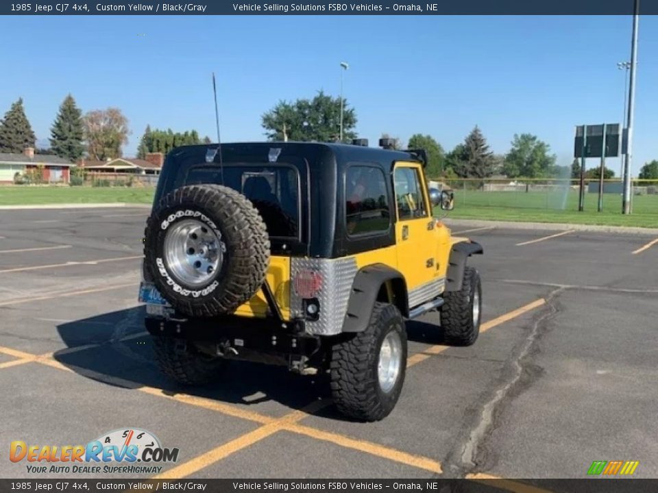 1985 Jeep CJ7 4x4 Custom Yellow / Black/Gray Photo #6