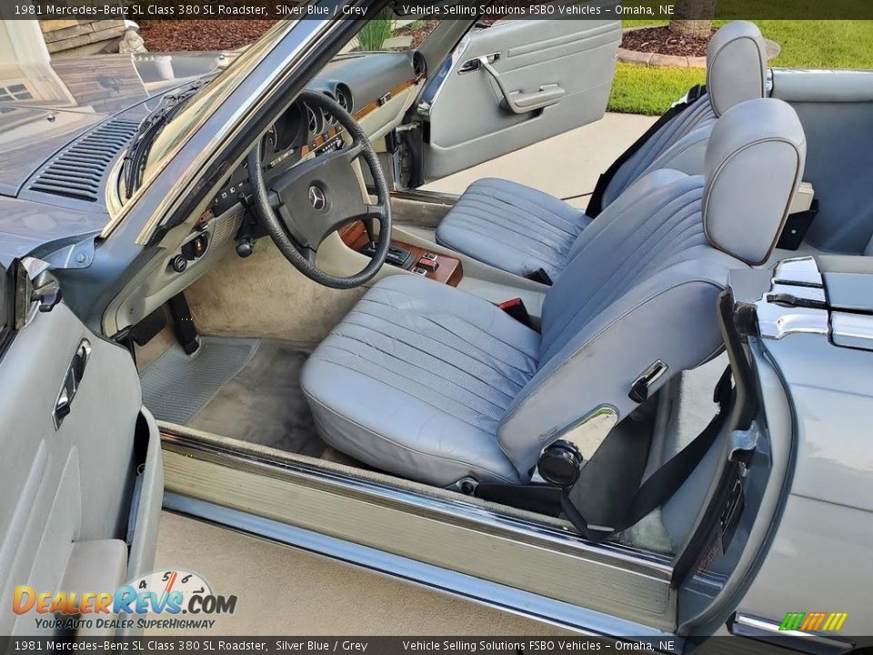 Grey Interior - 1981 Mercedes-Benz SL Class 380 SL Roadster Photo #6