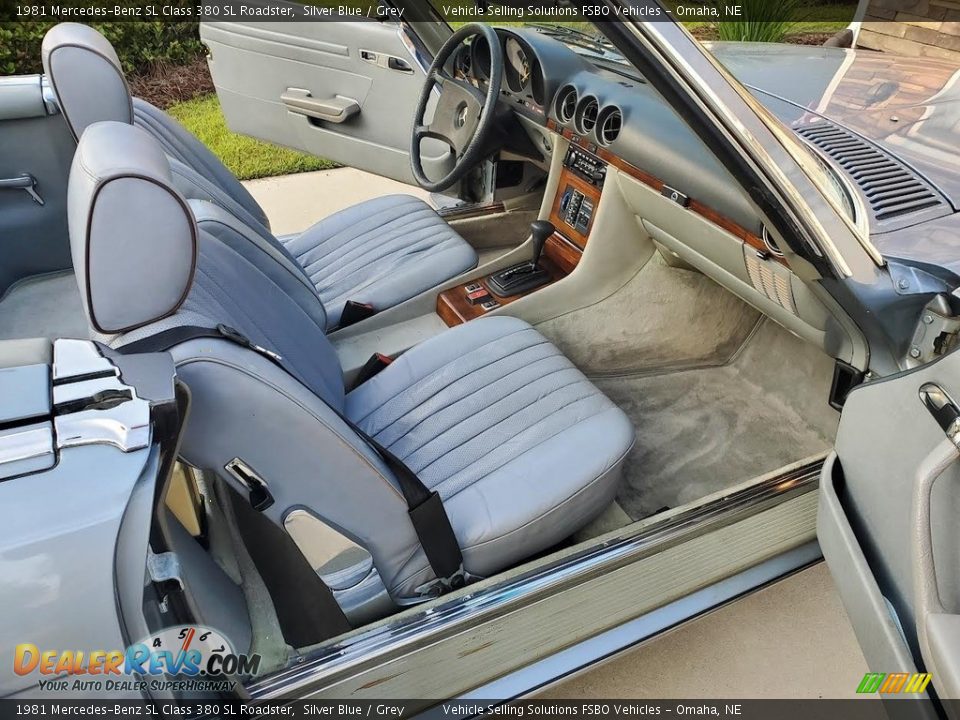 Front Seat of 1981 Mercedes-Benz SL Class 380 SL Roadster Photo #8