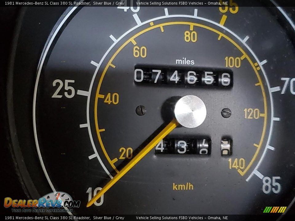 1981 Mercedes-Benz SL Class 380 SL Roadster Gauges Photo #11