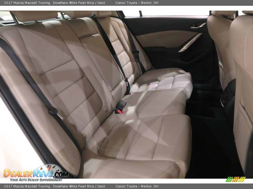 2017 Mazda Mazda6 Touring Snowflake White Pearl Mica / Sand Photo #17
