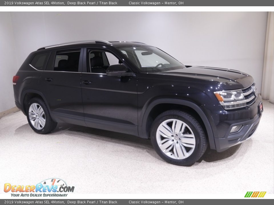 2019 Volkswagen Atlas SEL 4Motion Deep Black Pearl / Titan Black Photo #1