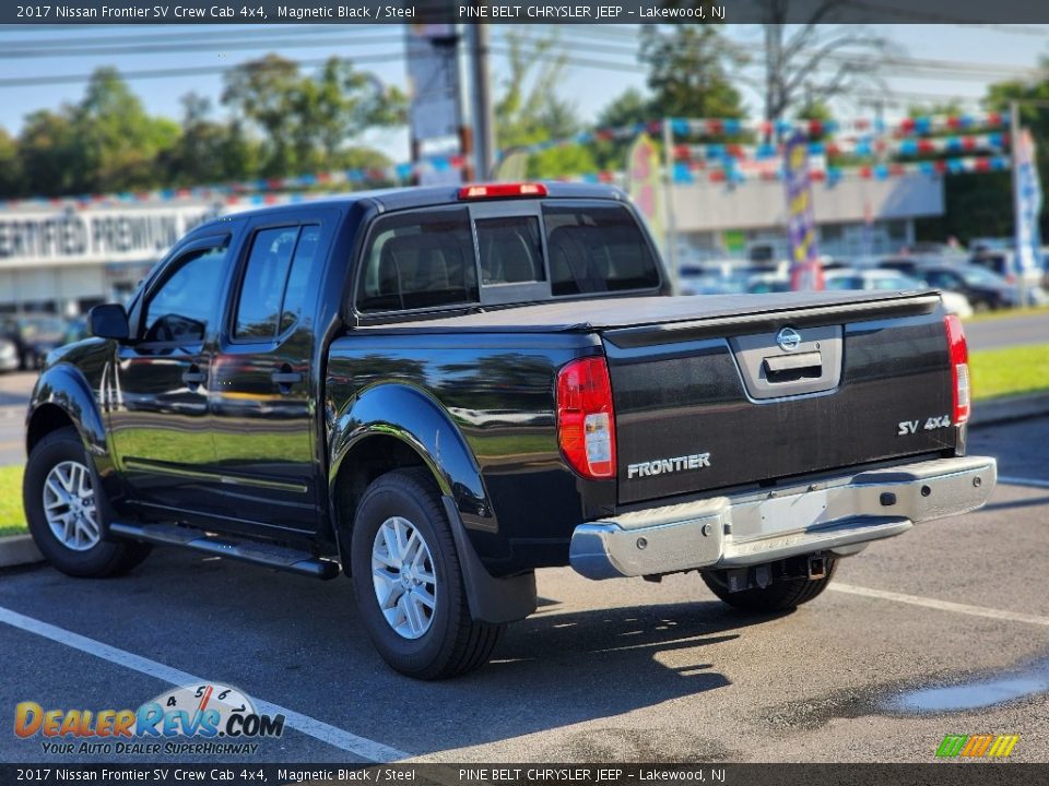 2017 Nissan Frontier SV Crew Cab 4x4 Magnetic Black / Steel Photo #11