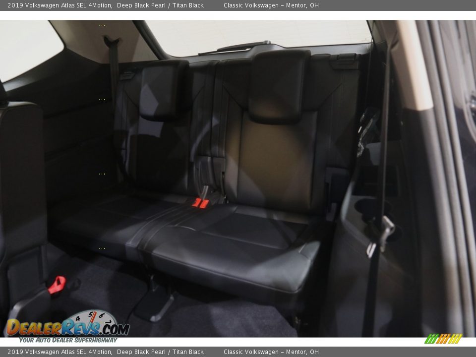 2019 Volkswagen Atlas SEL 4Motion Deep Black Pearl / Titan Black Photo #18