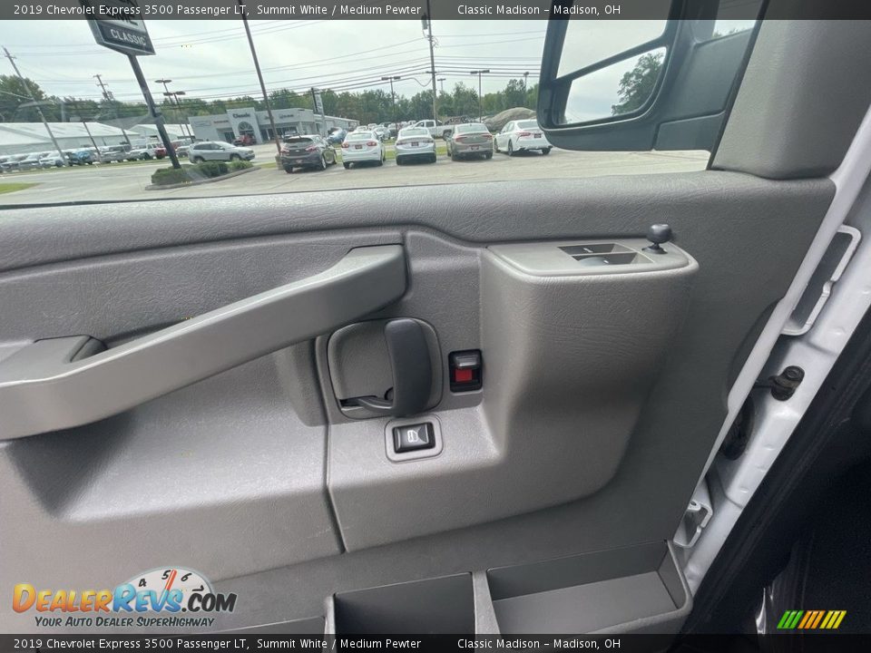 2019 Chevrolet Express 3500 Passenger LT Summit White / Medium Pewter Photo #7