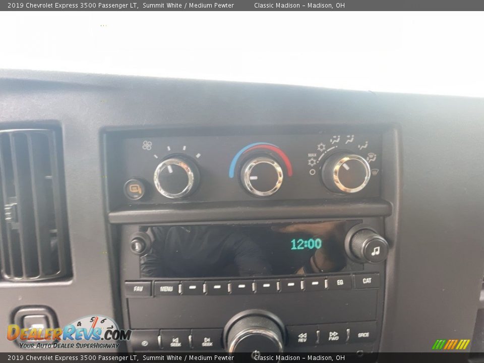 2019 Chevrolet Express 3500 Passenger LT Summit White / Medium Pewter Photo #12