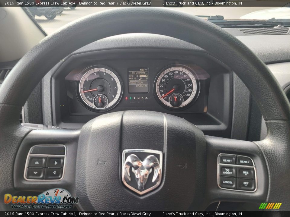 2016 Ram 1500 Express Crew Cab 4x4 Steering Wheel Photo #11