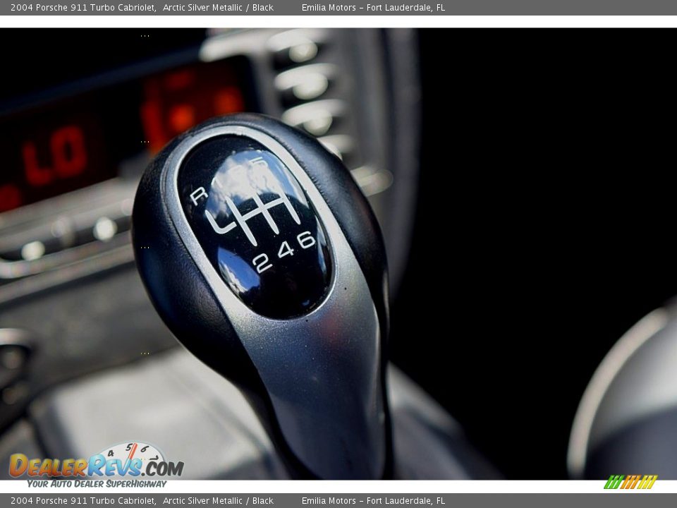 2004 Porsche 911 Turbo Cabriolet Shifter Photo #77