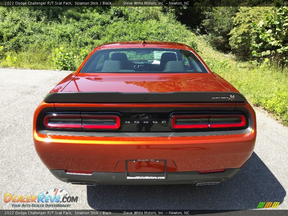 2022 Dodge Challenger R/T Scat Pack Sinamon Stick / Black Photo #7