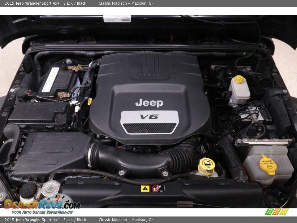 2015 Jeep Wrangler Sport 4x4 Black / Black Photo #17