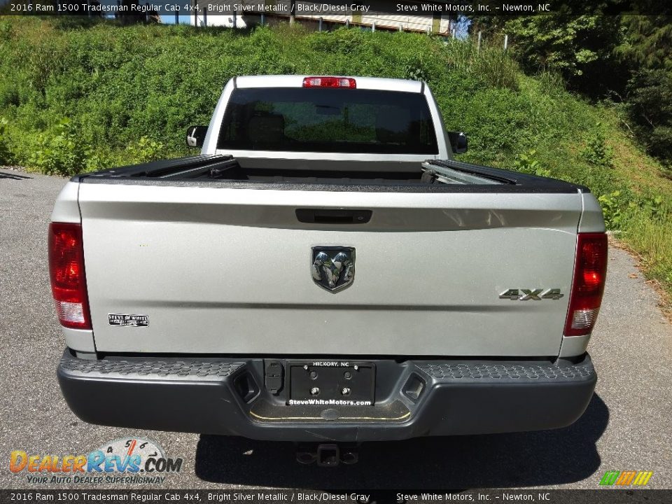 2016 Ram 1500 Tradesman Regular Cab 4x4 Bright Silver Metallic / Black/Diesel Gray Photo #9