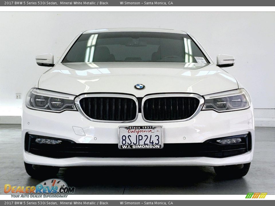 2017 BMW 5 Series 530i Sedan Mineral White Metallic / Black Photo #2