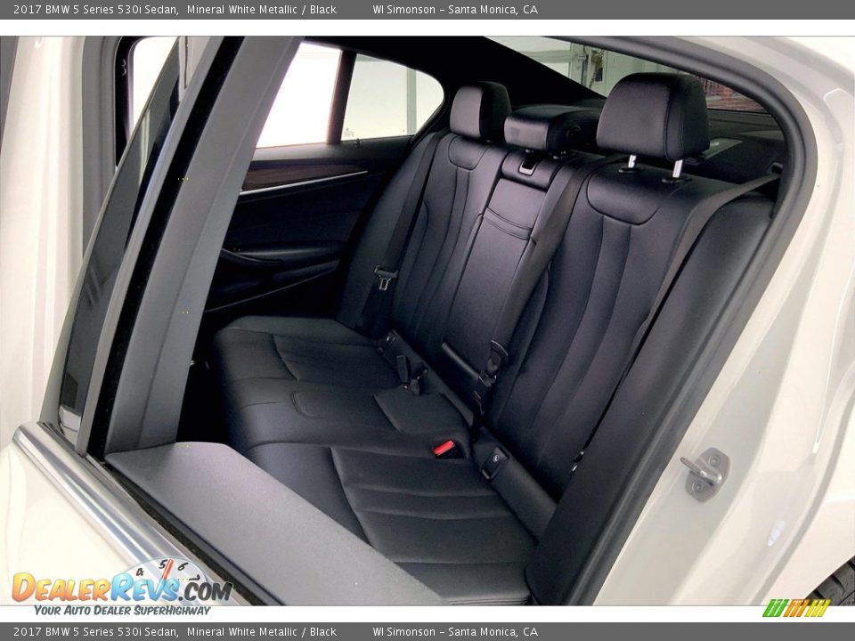 2017 BMW 5 Series 530i Sedan Mineral White Metallic / Black Photo #20