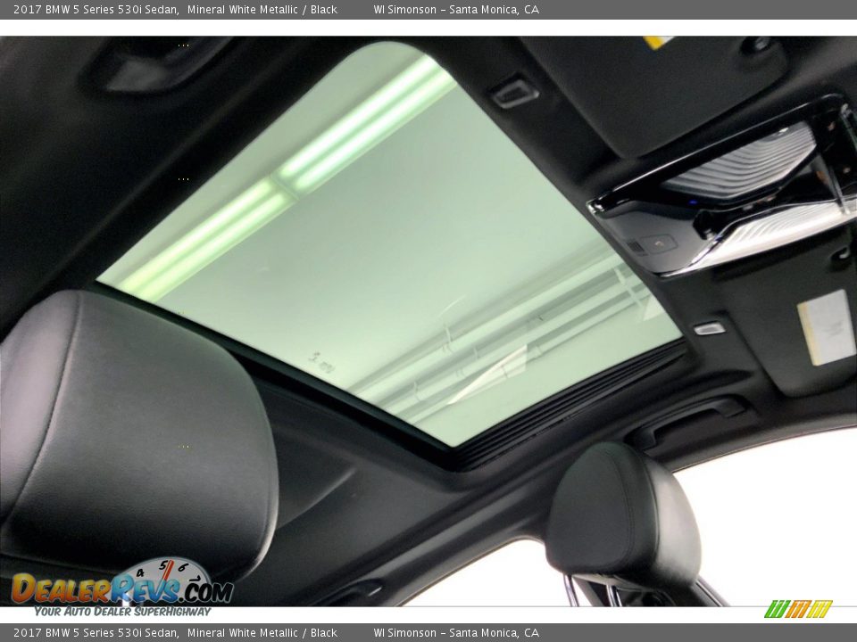 2017 BMW 5 Series 530i Sedan Mineral White Metallic / Black Photo #25