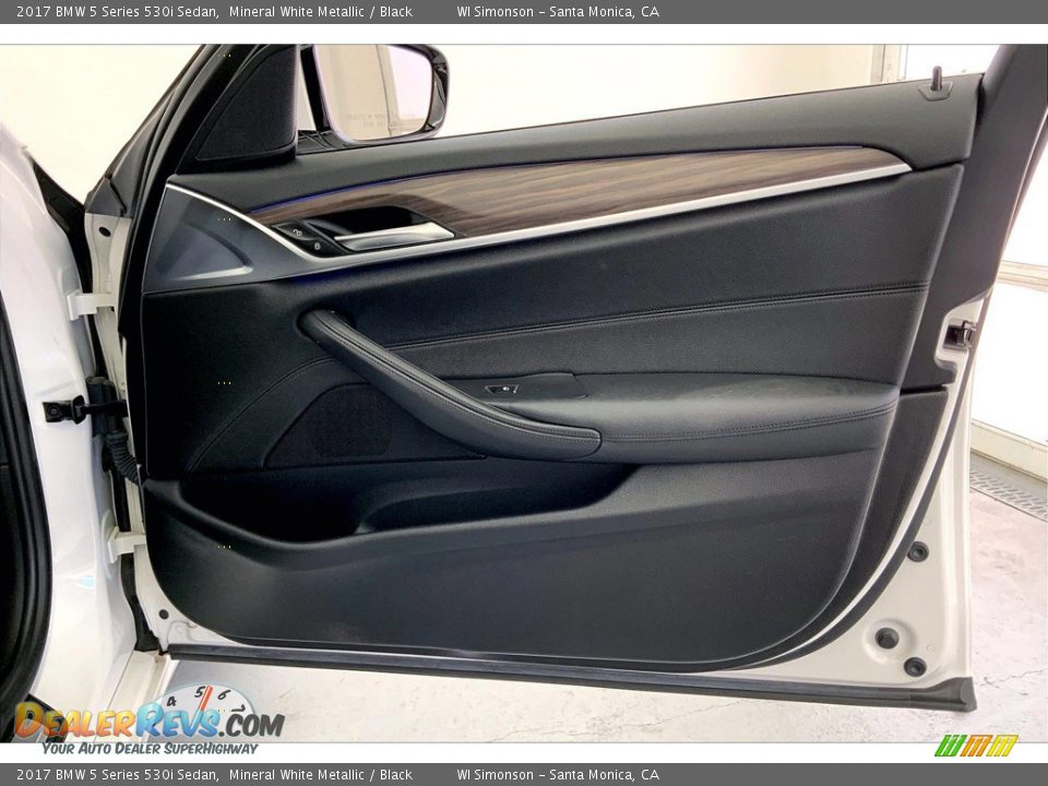 2017 BMW 5 Series 530i Sedan Mineral White Metallic / Black Photo #27