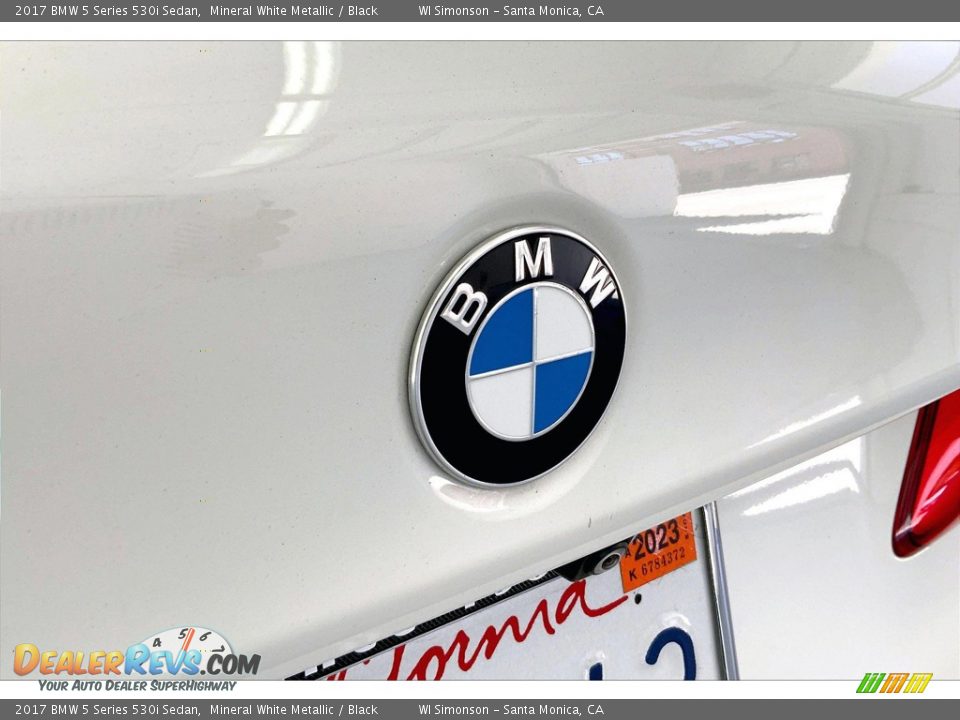 2017 BMW 5 Series 530i Sedan Mineral White Metallic / Black Photo #31