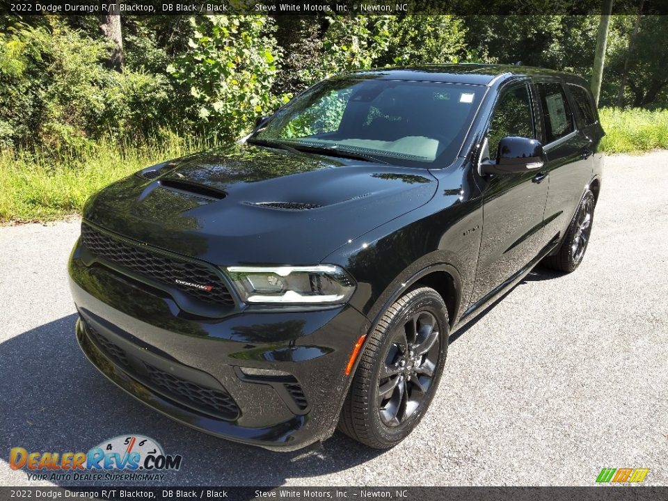 Front 3/4 View of 2022 Dodge Durango R/T Blacktop Photo #2