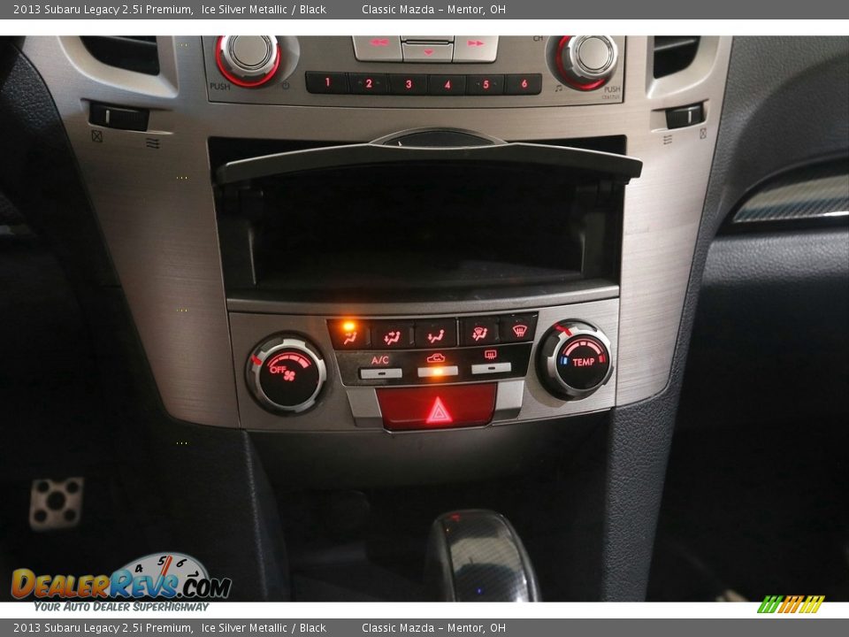 2013 Subaru Legacy 2.5i Premium Ice Silver Metallic / Black Photo #13