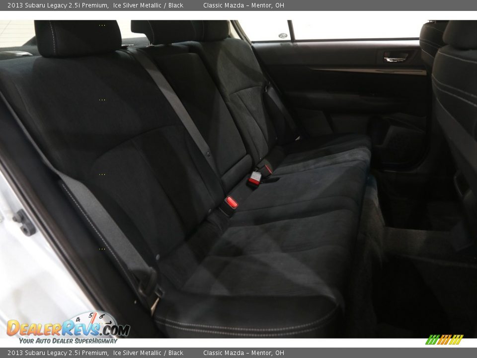 2013 Subaru Legacy 2.5i Premium Ice Silver Metallic / Black Photo #17