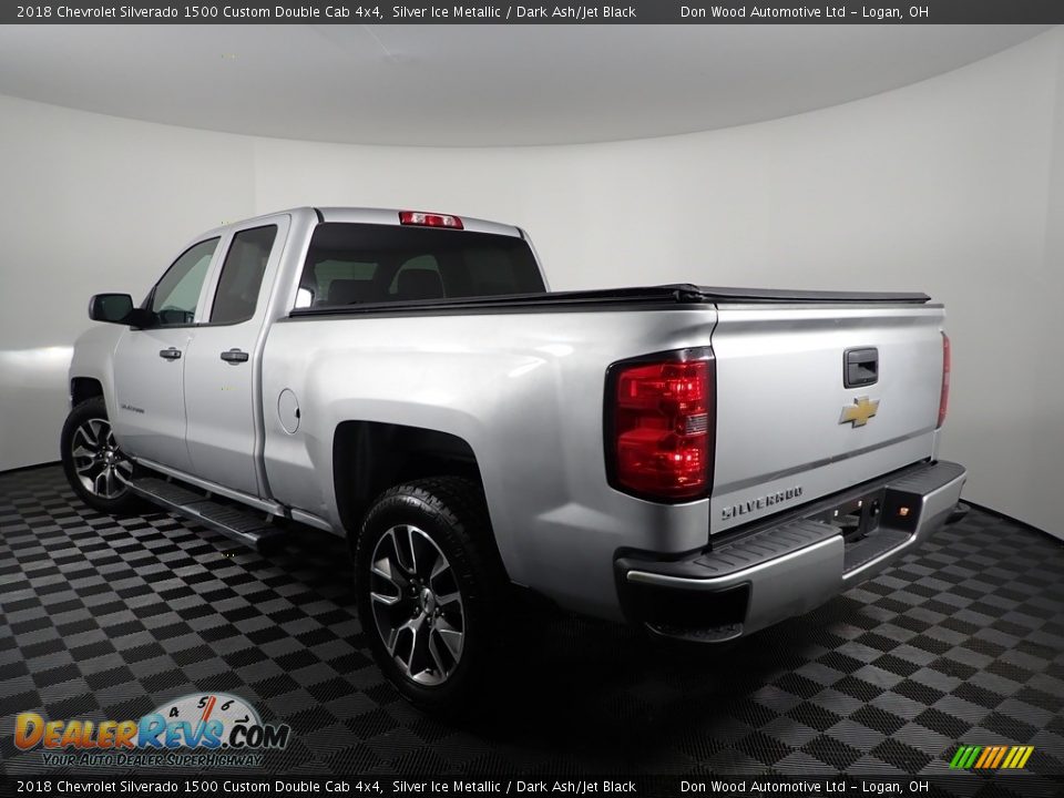 2018 Chevrolet Silverado 1500 Custom Double Cab 4x4 Silver Ice Metallic / Dark Ash/Jet Black Photo #6