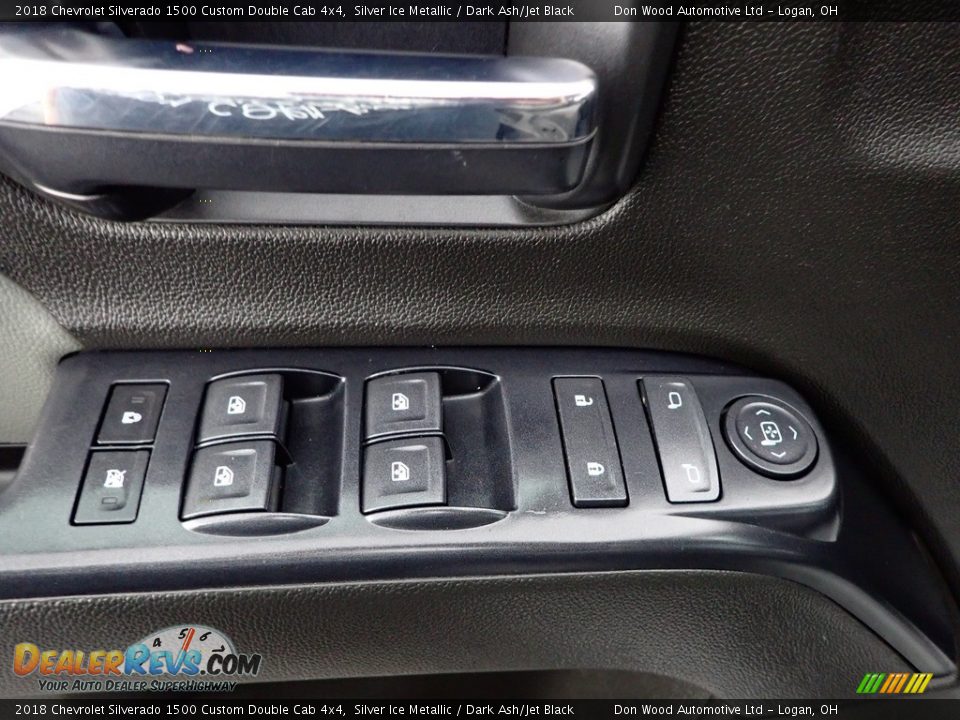Door Panel of 2018 Chevrolet Silverado 1500 Custom Double Cab 4x4 Photo #12