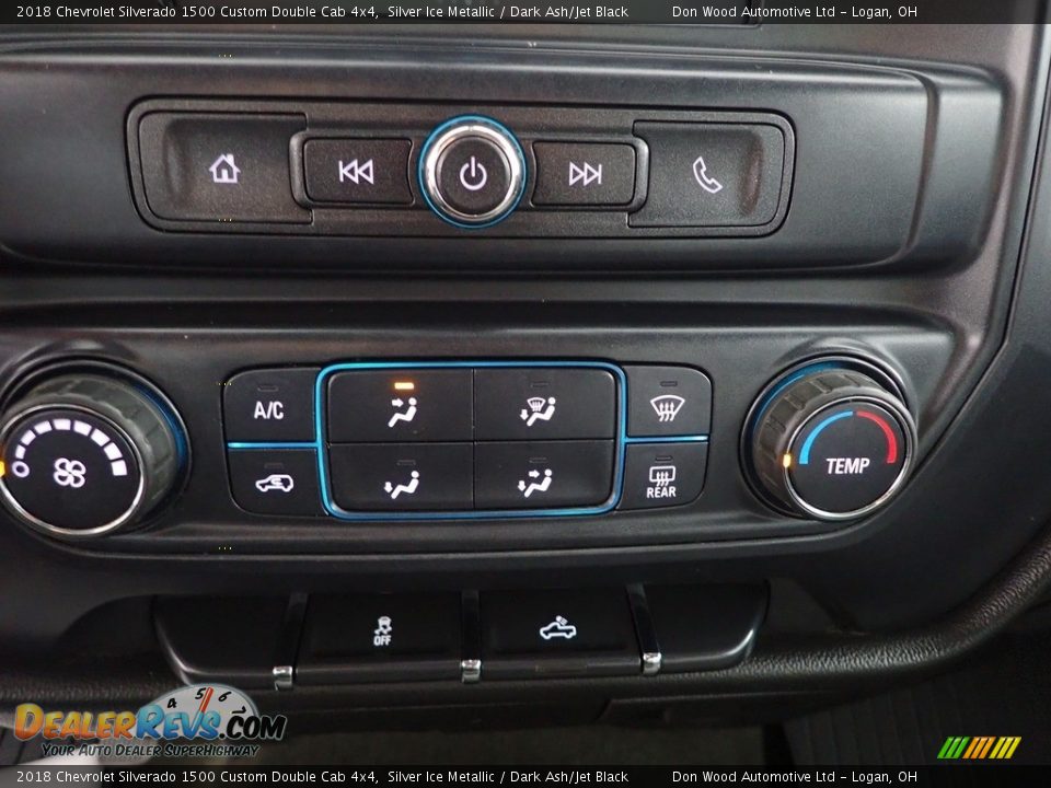 Controls of 2018 Chevrolet Silverado 1500 Custom Double Cab 4x4 Photo #19