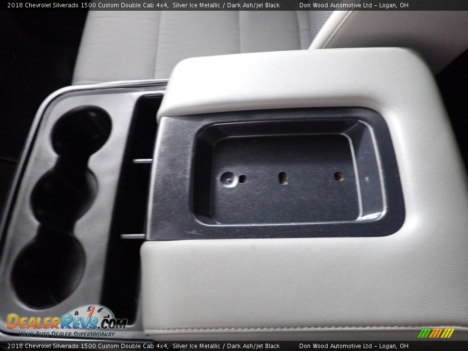 2018 Chevrolet Silverado 1500 Custom Double Cab 4x4 Silver Ice Metallic / Dark Ash/Jet Black Photo #20