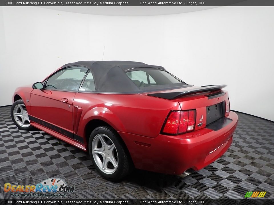 2000 Ford Mustang GT Convertible Laser Red Metallic / Medium Graphite Photo #4