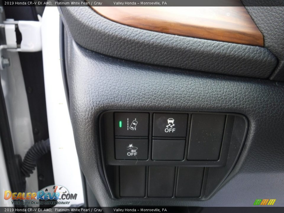 2019 Honda CR-V EX AWD Platinum White Pearl / Gray Photo #17