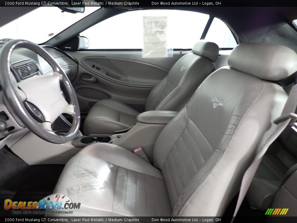 2000 Ford Mustang GT Convertible Laser Red Metallic / Medium Graphite Photo #11