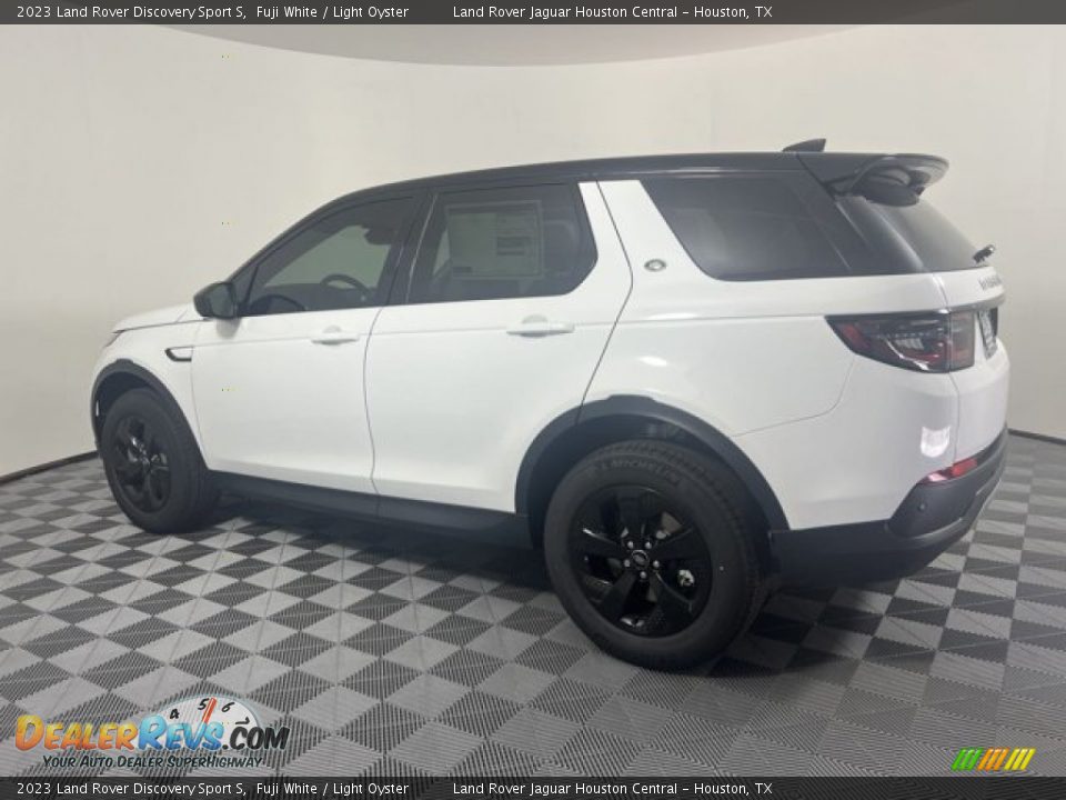 2023 Land Rover Discovery Sport S Fuji White / Light Oyster Photo #6