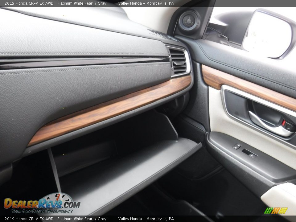 2019 Honda CR-V EX AWD Platinum White Pearl / Gray Photo #29