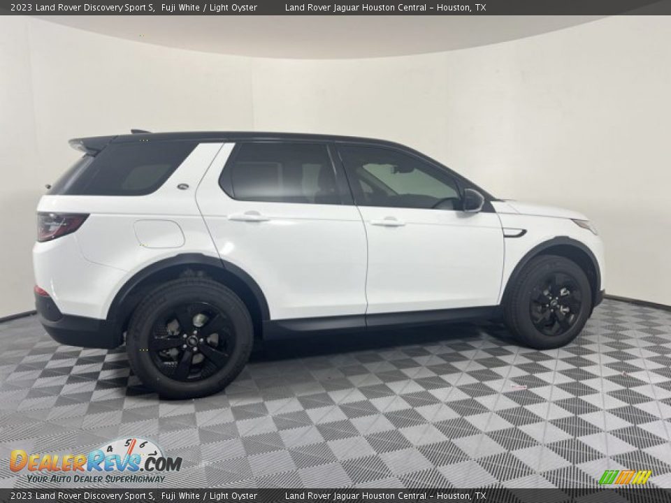 2023 Land Rover Discovery Sport S Fuji White / Light Oyster Photo #11