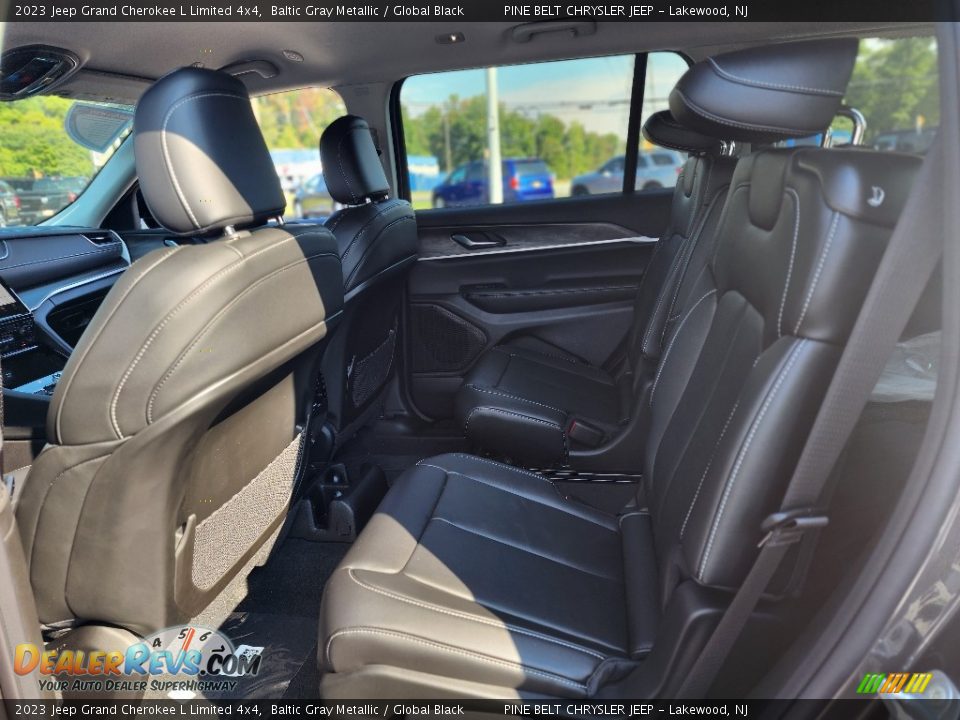 2023 Jeep Grand Cherokee L Limited 4x4 Baltic Gray Metallic / Global Black Photo #10