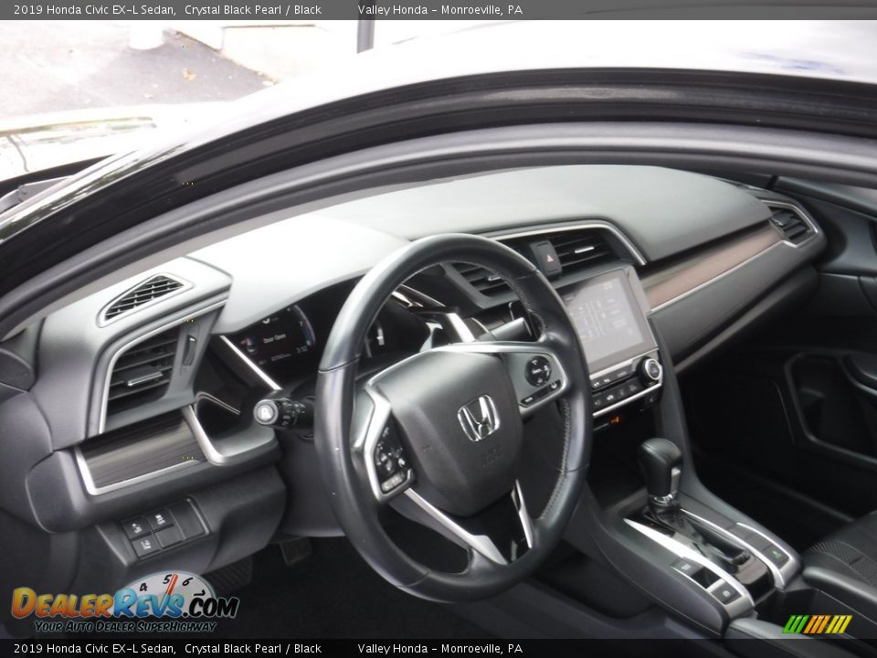 Dashboard of 2019 Honda Civic EX-L Sedan Photo #12