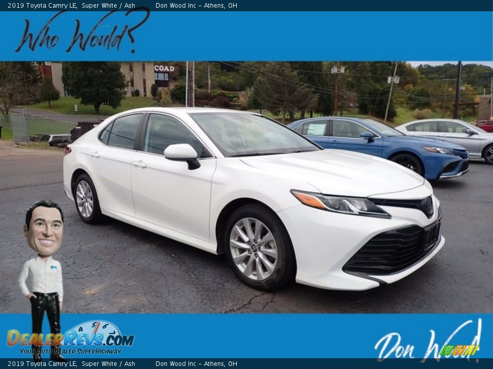 2019 Toyota Camry LE Super White / Ash Photo #1