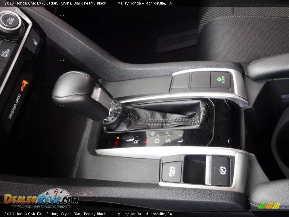 2019 Honda Civic EX-L Sedan Shifter Photo #17