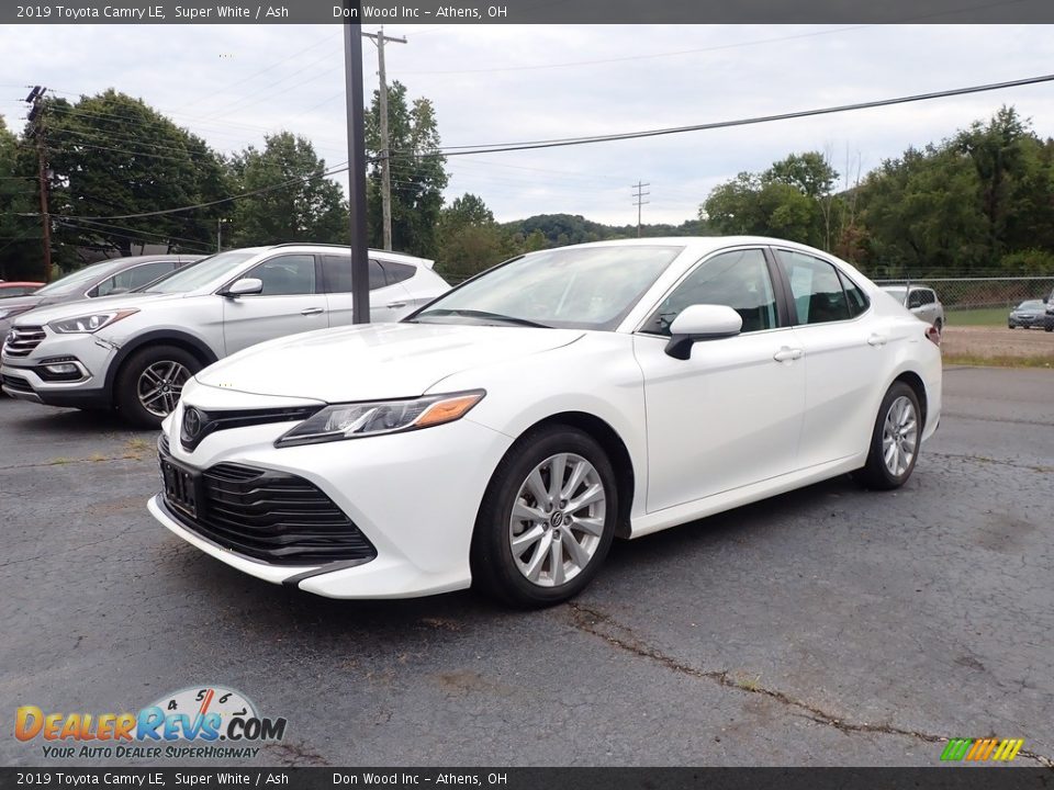 2019 Toyota Camry LE Super White / Ash Photo #4