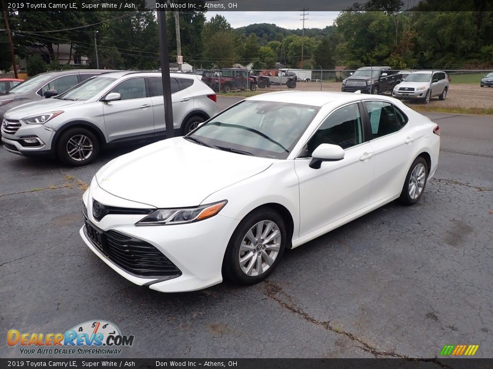 2019 Toyota Camry LE Super White / Ash Photo #5
