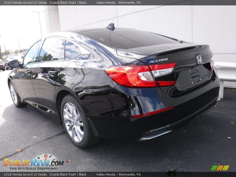 2019 Honda Accord LX Sedan Crystal Black Pearl / Black Photo #8