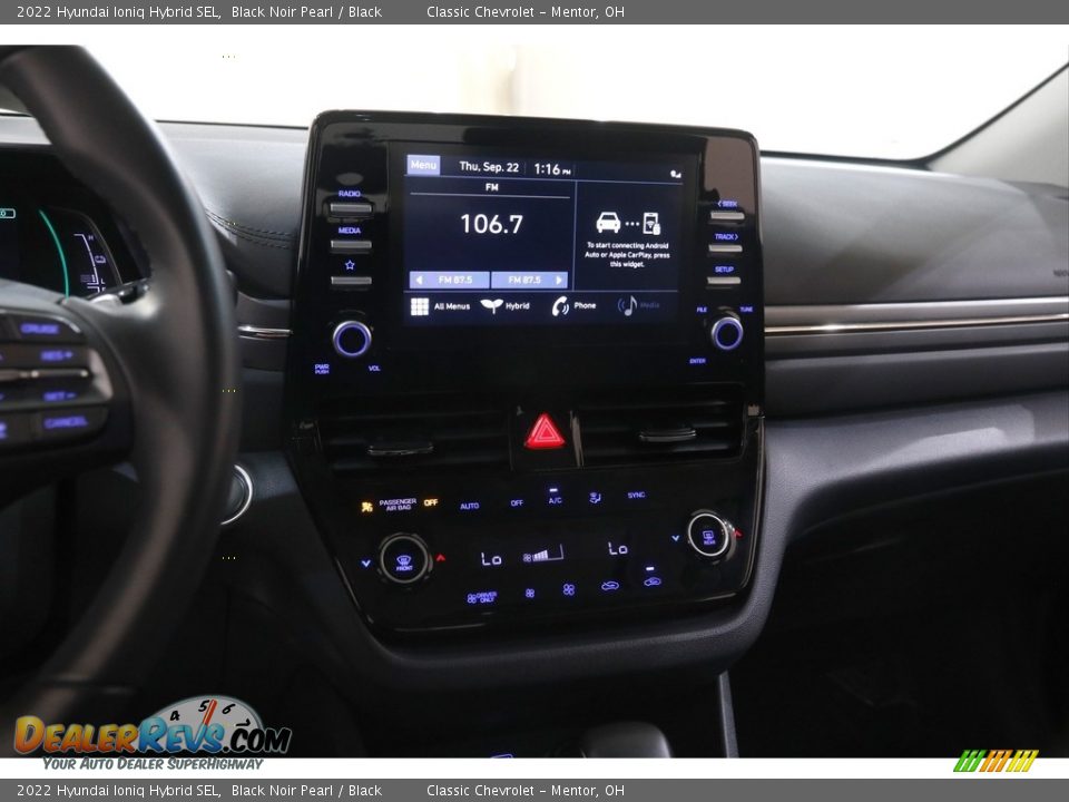 Controls of 2022 Hyundai Ioniq Hybrid SEL Photo #9
