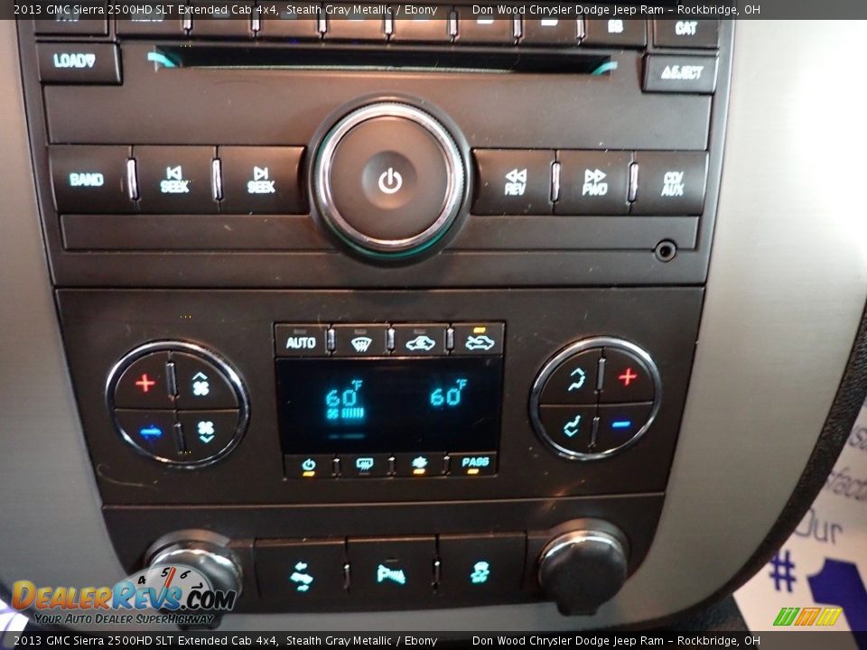 Controls of 2013 GMC Sierra 2500HD SLT Extended Cab 4x4 Photo #17