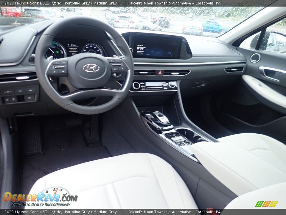 Medium Gray Interior - 2023 Hyundai Sonata SEL Hybrid Photo #12