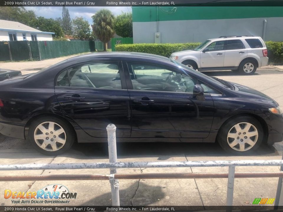2009 Honda Civic LX Sedan Royal Blue Pearl / Gray Photo #6